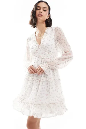VERO MODA Smilla smock mini dress with ruffles in ditsy print