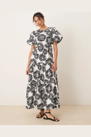 Y.A.S Puff sleeve maxi dress in mono floral print