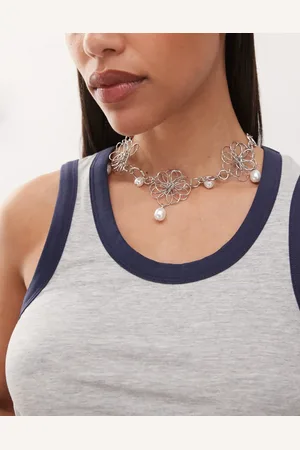Reclaimed Choker necklace with floral detail and pearl in