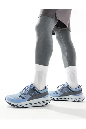 On Running ON Cloudhoriz trainers in