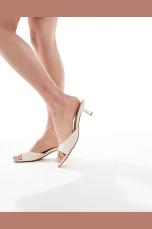 New Look Kitten heel mule in off