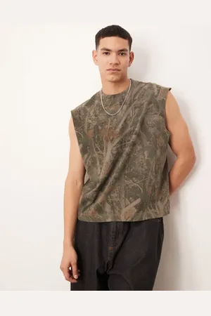 Abercrombie & Fitch Premium heavyweight cropped vest in camo