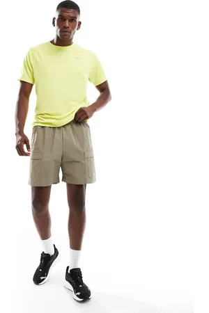 PUMA Wardrobe ess relaxed 6" cargo shorts in velvet moss