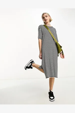 Noisy May Midi split t-shirt dress in black & white stripe