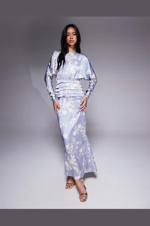 DASKA Satin batwing maxi dress in soft floral print