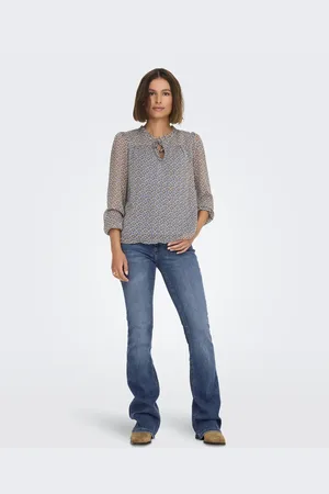 ONLY Flared fit jeans in medium denim