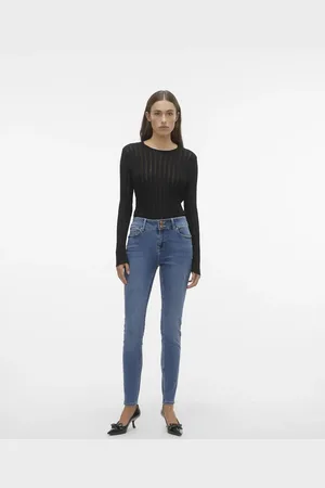 VERO MODA Slim fit jeans in medium denim