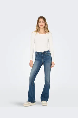 ONLY Flared fit jeans in medium denim