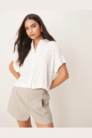 SELECTED Femme croppped linen shirt in