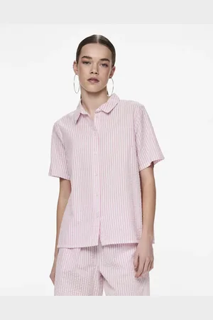 Pieces® Short sleeved shirt in pastel lavender