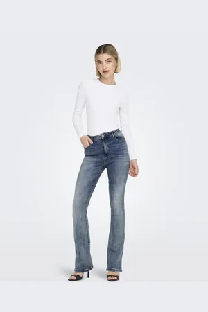 ONLY Flared fit jeans in medium denim