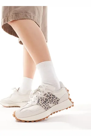 New Balance 327 animal trainers in off and leopard
