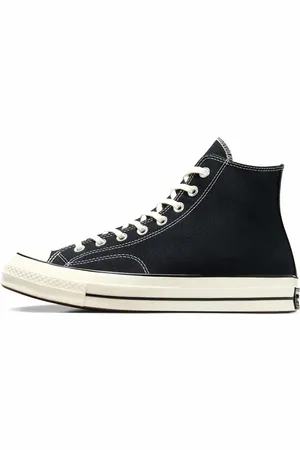 Converse Chuck 70 Hi Wide Fit trainers in