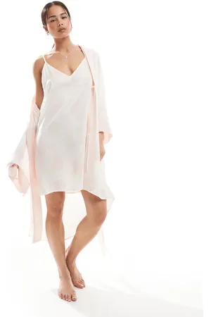 DKNY Elevate your look 86 cm sleep chemise in pearly logo