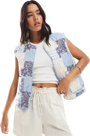 Threadbare Floral patchwork reversible quilted gilet in