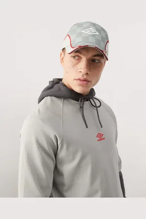Umbro Panelled logo cap in and red
