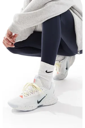 Nike Juniper Trail 3 trainers in