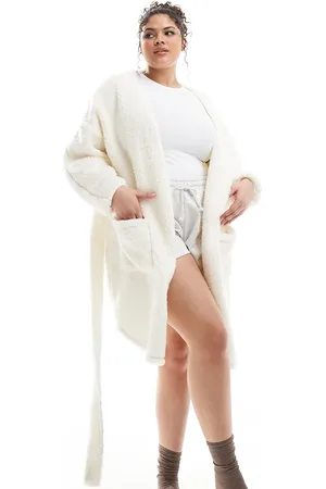 ASOS ASOS DESIGN Curve cloud fleece cardigan robe in cream