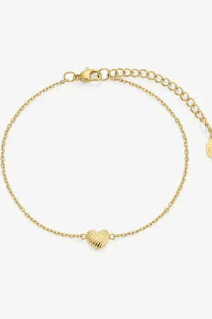 D. Louise Dainty waterproof heart bracelet in