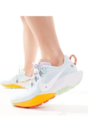 Nike ReactX Pegasus Trail 5 trainers in and orange