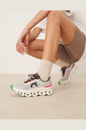 On Running ON Cloudmonster running trainers in
