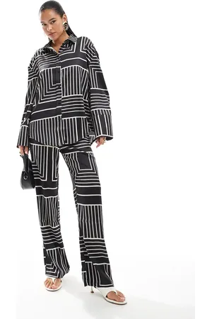 4th & Reckless Satin wide cuff button front shirt co-ord in tile print