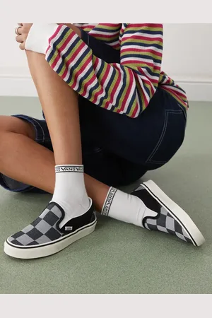 Vans Classic Slip-ON monochrome checkerboard trainers in