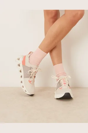 On Running ON Cloudswift 4 running trainers in beige