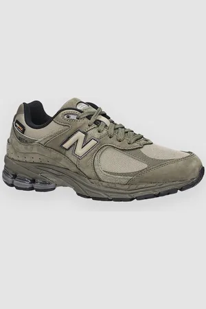 New Balance 2002 Sneakers