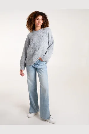 Blue Vanilla Knit Flower Embroidery Cropped Jumper - S/M /