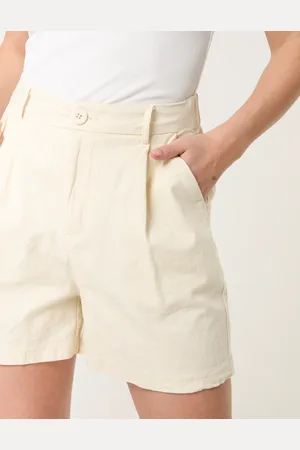 Blue Vanilla Shorts With Pleated Design - L /