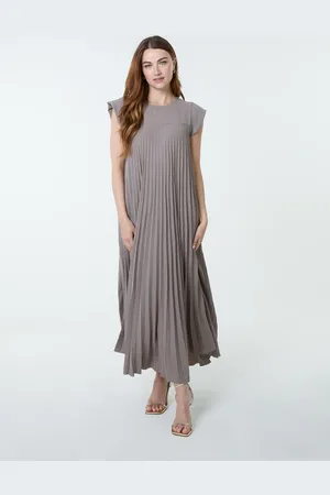 Blue Vanilla Pleated Plain Long Dress - ONE /