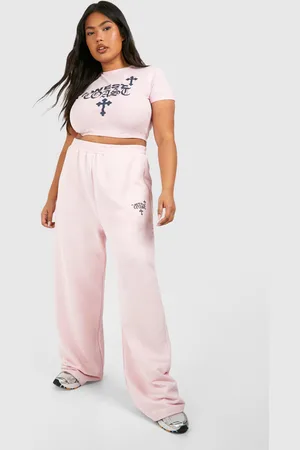 Boohoo Womens Plus West Coast Cross Print Baby Tee And Straight Leg Jogger Set - - 28