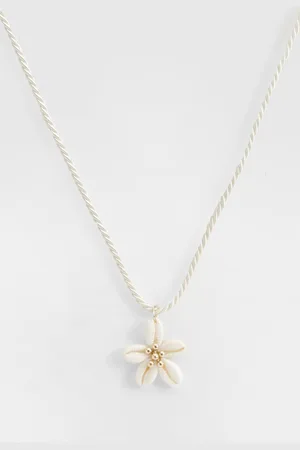 Boohoo Womens Shell Detailed Flower Rope Necklace - - One Size