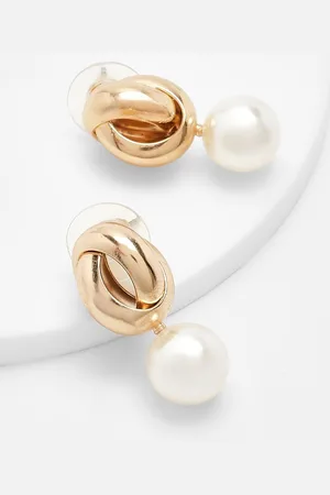 Boohoo Womens Twist Pearl Drop Earrings - One Size