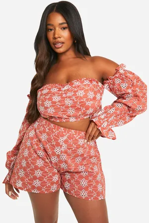 Boohoo Womens Plus Broderie Cold Shoulder Crop Top - - 16