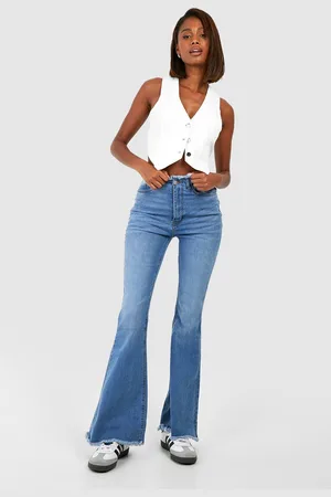 Boohoo Womens Basic High Rise Flared Jeans - - 10