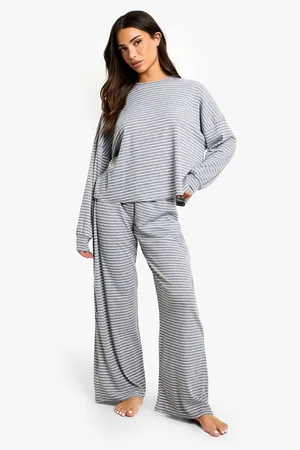 Boohoo Womens Petite Loungewear Stripe Long Sleeve Top & Trousers Pyjama Set - - 8