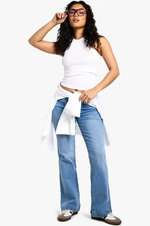 Boohoo Womens The Low Waist Bootcut Jean - - 6/30L