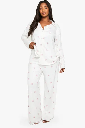 Boohoo Womens Plus Heart Print Shirt And Trouser Set - - 16