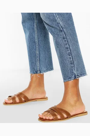 Boohoo Womens Wide Fit Cross Strap Sliders - - 3
