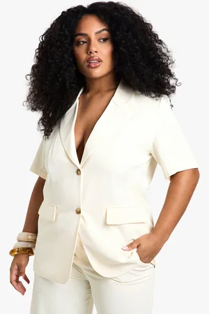 Boohoo Womens Plus Tailored Woven Short Sleeve Blazer - - 16