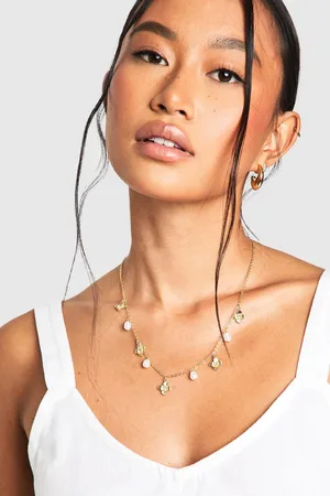 Boohoo Womens Flower And Pearl Charm Necklace - - One Size