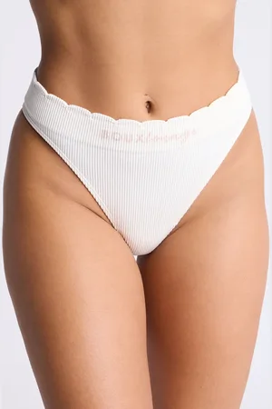 Boux Avenue Ribbed seamless scallop thong - - XS