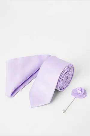Burton Mens Tie With Pocket Square and Pin.