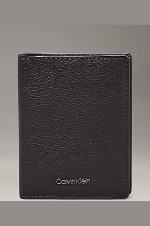 Calvin Klein Leather RFID Slimfold Wallet