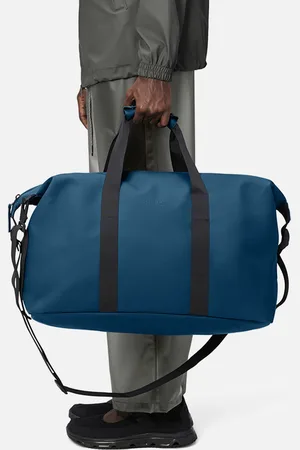 Rains Hilo Matte Shell Weekend Bag