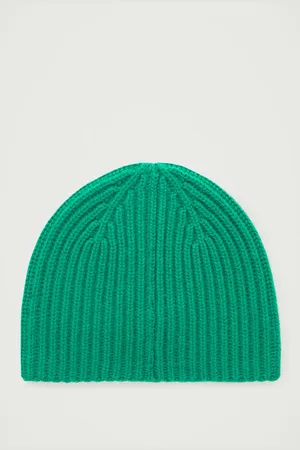 COS The Ribbed Cashmere Beanie