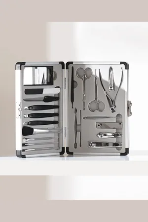 Damart 22-Piece Manicure Set