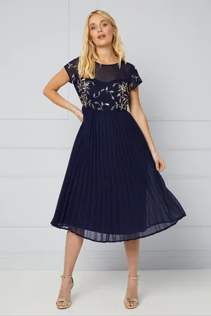 wallis Petite Occasion Embellished Lace Pleated Midi Dress